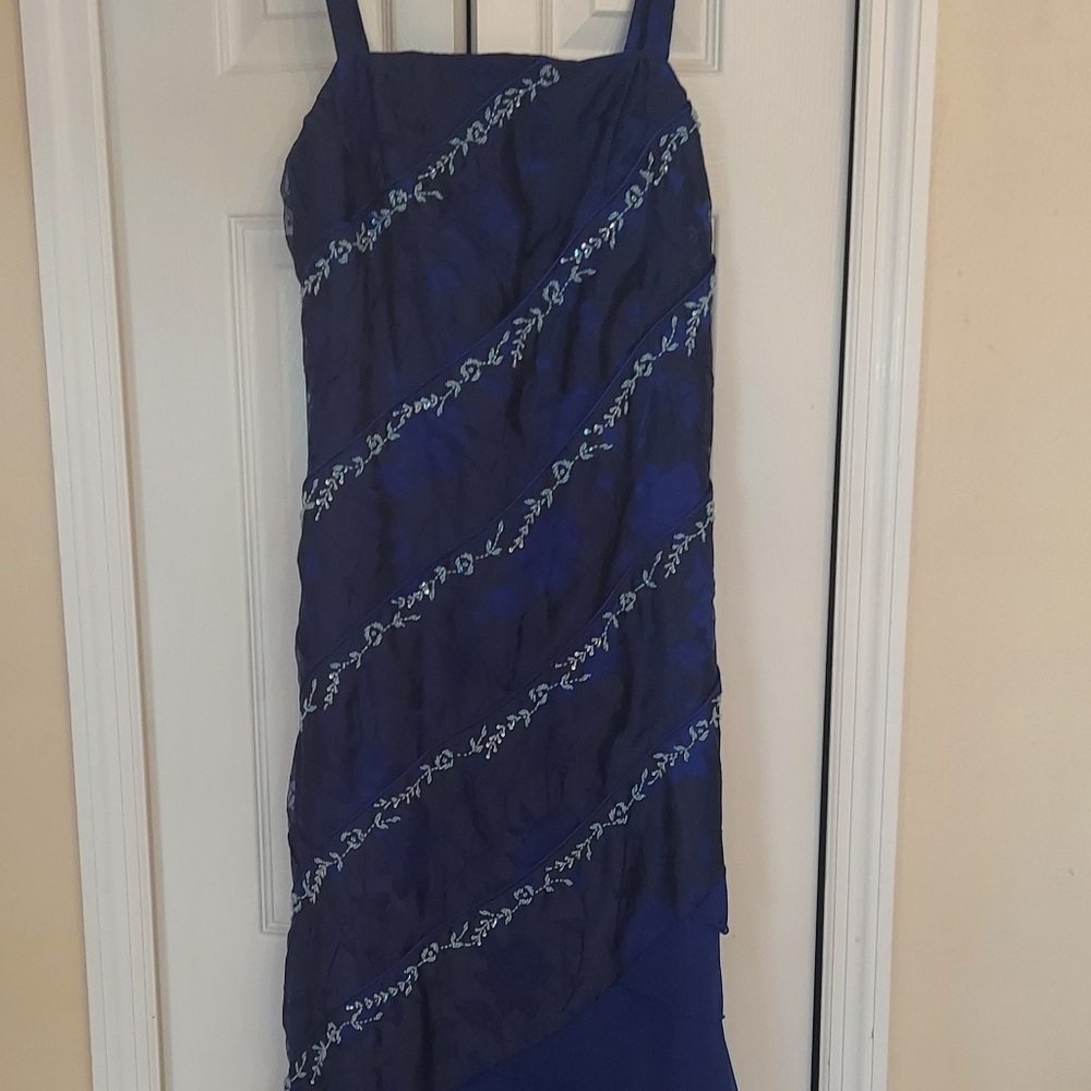 The Hue Tailoring Dress Size 6